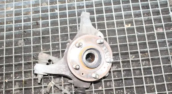 Opel Insignia A Front wheel hub