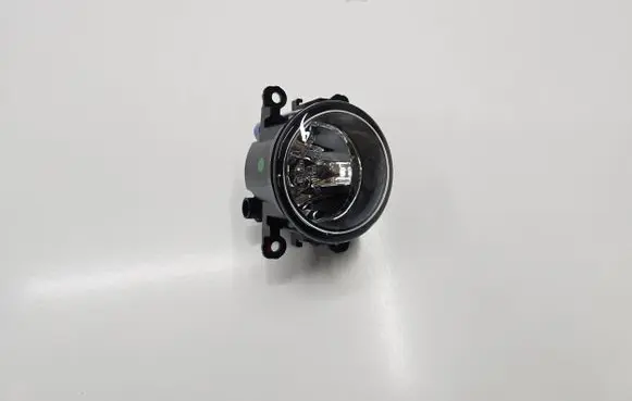 Nissan Navara D40 Front fog light 89207995
