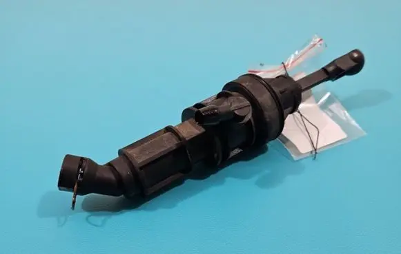 Clutch slave cylinder