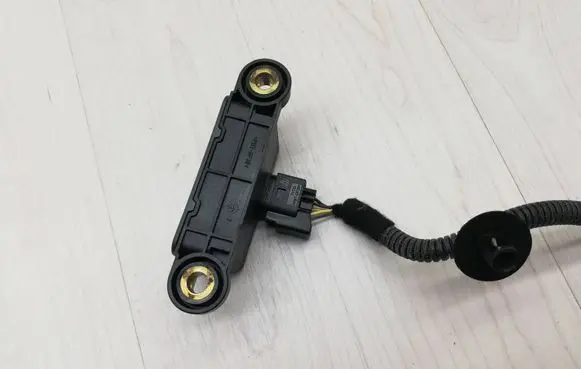 Citroen C3 Picasso ESP acceleration yaw rate sensor 9663737780 10170106393 GN70L0102N
