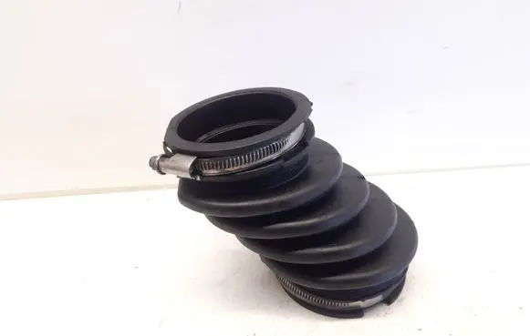 Ford Focus Air intake hose/pipe 1059139S01