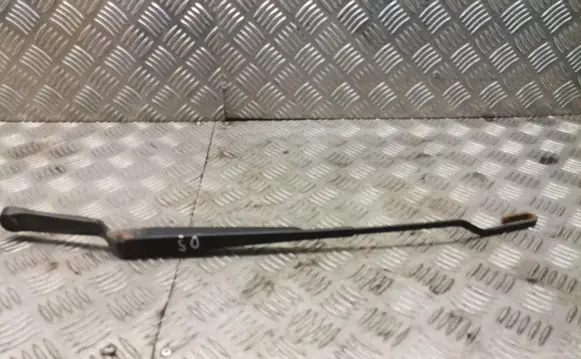 Skoda Octavia Mk1 (1U) Front wiper blade arm 1u1955409