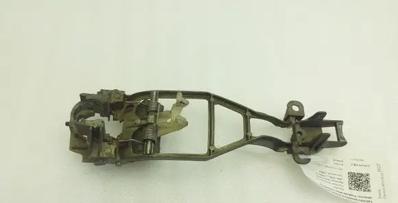 Porsche Cayenne (9PA) Front door exterior handle/bracket 7L0837885B