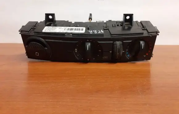 Mercedes-Benz Sprinter W906 Interior fan control switch 9924 A9068300485