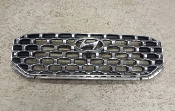 Hyundai Santa Fe Front bumper upper radiator grill 86352S1610