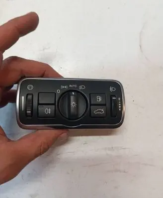 Volvo S60 Light switch 30739456