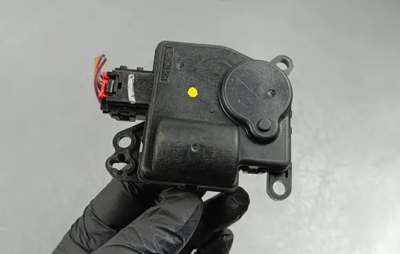 Jeep Grand Cherokee Air flap motor/actuator CT658001545250008