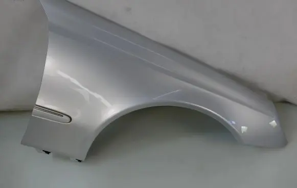 Mercedes-Benz E AMG W211 Fender