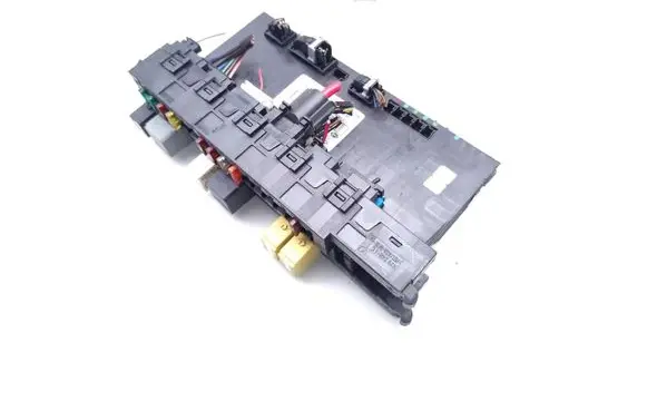 Mercedes-Benz C W203 Fuse module 2035453801 5DK00848613