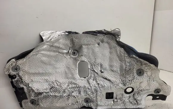 Porsche Macan (95B) Heat shield in engine bay 95B819523E