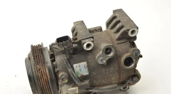 KIA Sportage Air conditioning (A/C) compressor (pump) F500DX9FA11