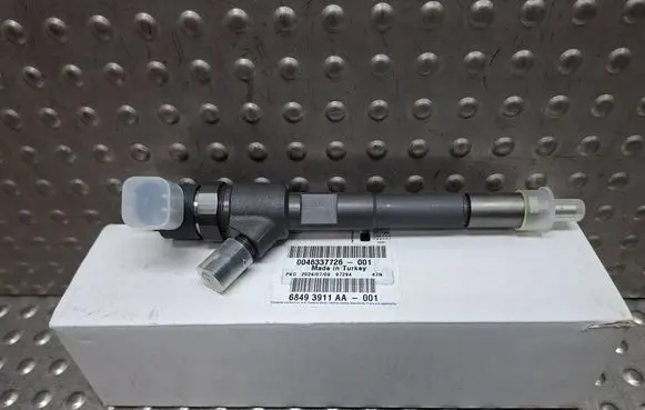 Fiat 500X Fuel injector S26337582 0445110938