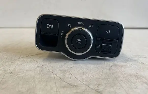 Mercedes-Benz GLB X247 Light switch A2479052902