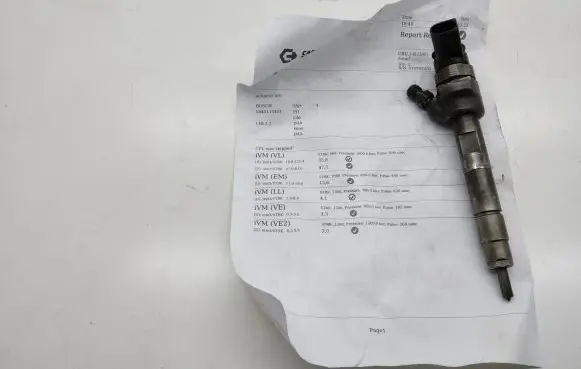Mini Cooper Countryman R60 Fuel injector 0445110401