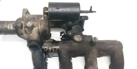 Nissan Primera Intake manifold 8200145096