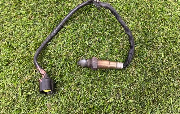 Mercedes-Benz S AMG W221 Lambda probe sensor 0045420818