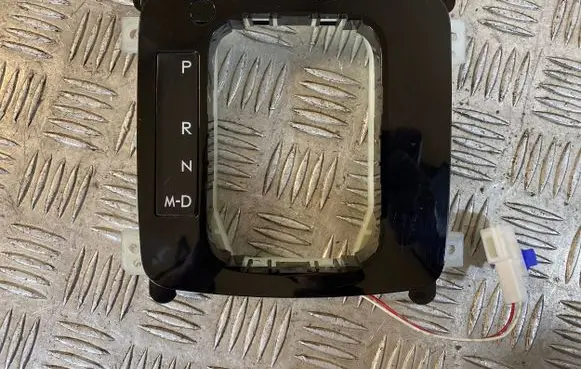 Subaru Outback (BS) Gear shift selector indicator 