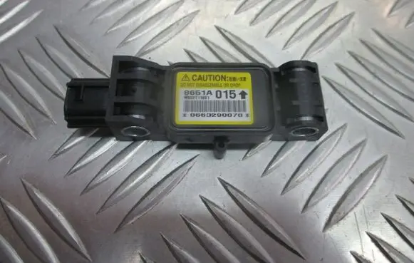Subaru Legacy Airbag deployment crash/impact sensor 8651A015W002T11091