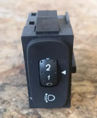 Renault Laguna II Headlight level height control switch 8200002439