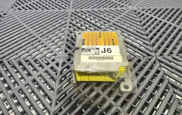 Toyota Prius+ (ZVW40) Airbag control unit/module 2310006510 64A1213160