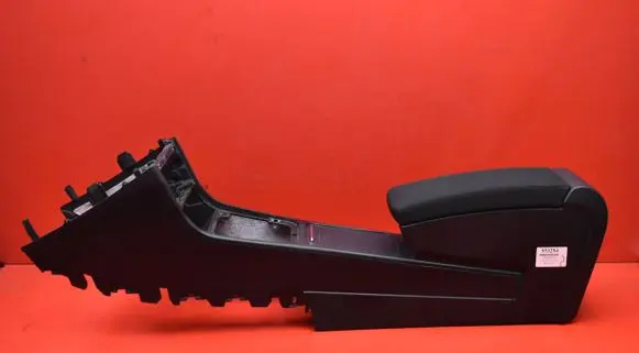 Volkswagen PASSAT CC Center console 