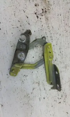 Ford Fiesta Engine bonnet/hood hinges 8A6116801AD