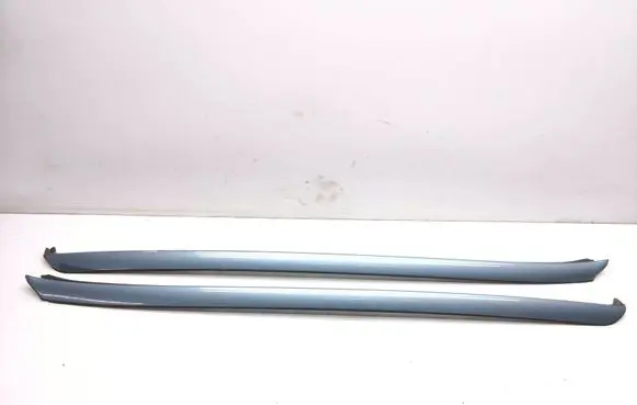 Volvo XC60 Windshield trim 30784798 30784797
