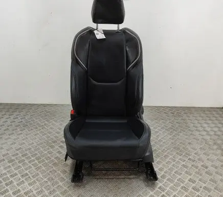 Toyota Prius xw60 Front driver seat 7101430D10