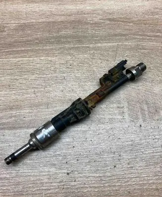 BMW 7 F01 F02 F03 F04 Fuel injector 0261500109 1364759787004 06060913