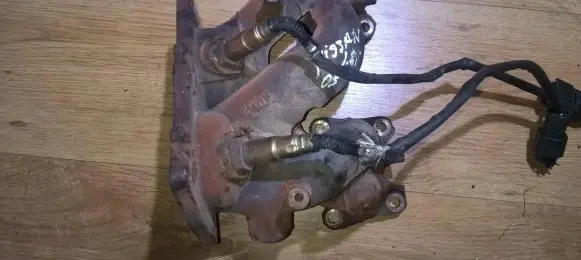 Nissan Almera Tino Exhaust manifold