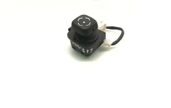 Toyota Avensis T270 Wing mirror switch 1B97