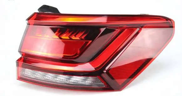 Volkswagen Touareg III Rear/tail lights 760945096A