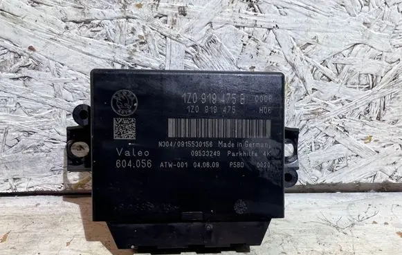 Skoda Octavia Mk2 (1Z) Parking PDC control unit/module 1Z0919475B