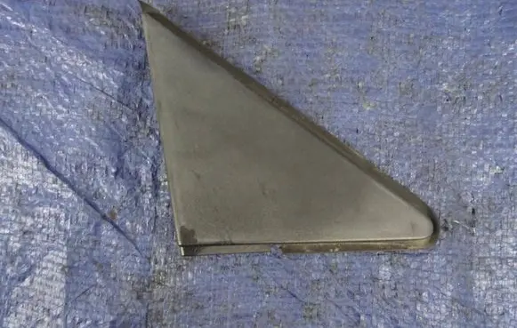 Fender trim (molding)