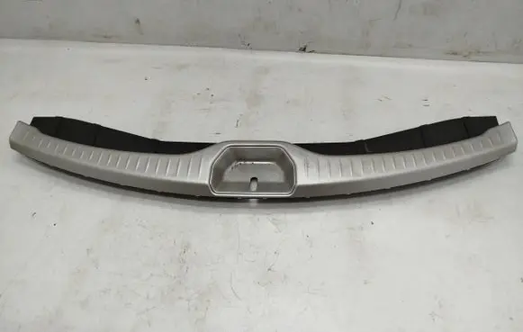 Infiniti FX Trunk/boot sill cover protection 84992CG700