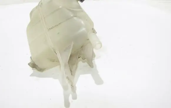 Nissan Micra Coolant expansion tank/reservoir