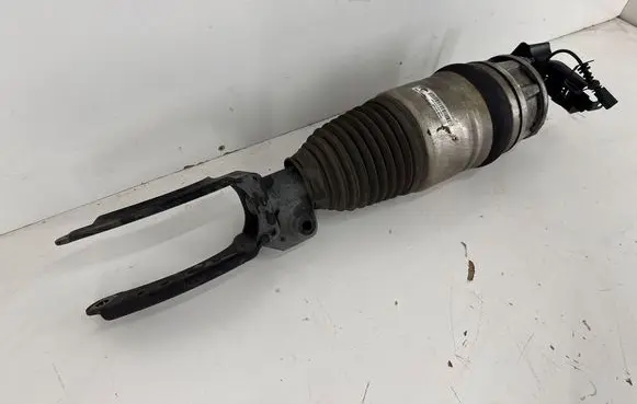 Porsche Cayenne (92A) Front shock absorber/damper 7P5616403AC 95835803903 95835803920