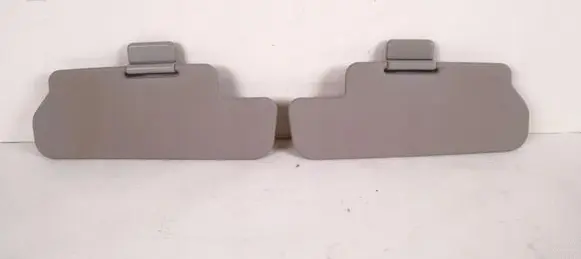 Toyota Land Cruiser (J200) Sun visor