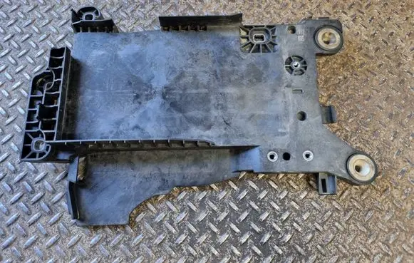 BMW 2 F44 Battery tray 9386604