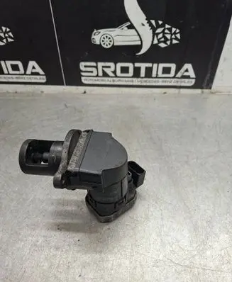Mercedes-Benz C W203 EGR valve A64614060