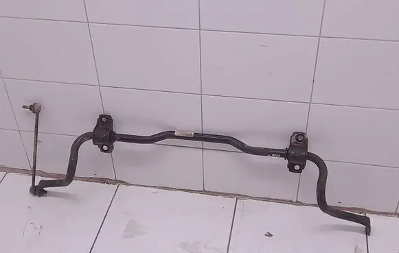 Ford Focus Front anti-roll bar/sway bar BV615482BAB
