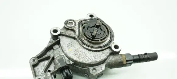 Mitsubishi Outlander Vacuum pump D171-1B