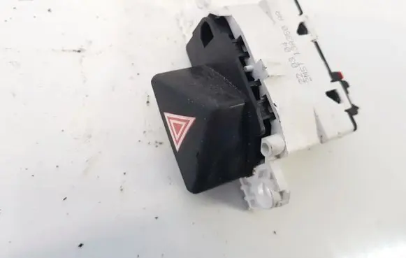 Ford Focus Hazard light switch 2m5t13a350aa
