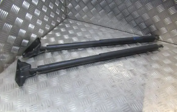 Mercedes-Benz Metris W447 Shock absorber/damper mounting bracket A4479800064JATNE
