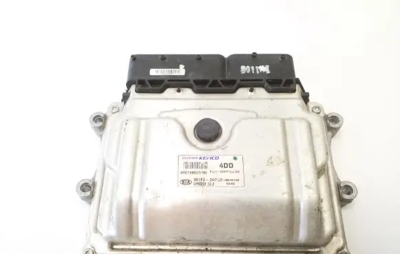KIA Ceed Engine control unit/module 391F204DD0