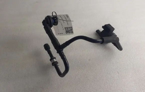 Volkswagen PASSAT CC Vacuum line/pipe/hose 06H906517AA 06J133781CE