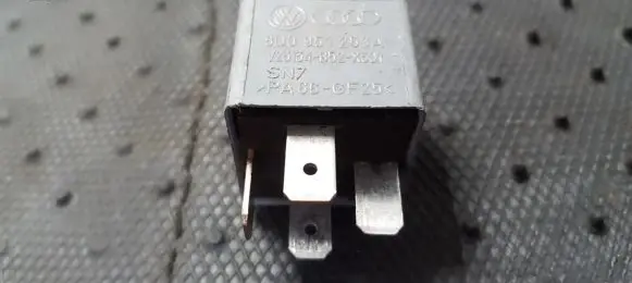 Audi A6 S6 C6 4F Other relay 8D0951253A V23134-B52-X301