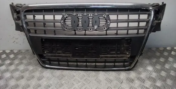 Audi A4 S4 B8 8K Front bumper upper radiator grill 8K0853651
