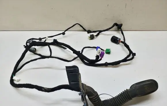 Chrysler Pacifica Front door wiring loom P68354801AC