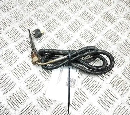 Mercedes-Benz CLA C117 X117 W117 Oil temperature sensor A0009050701